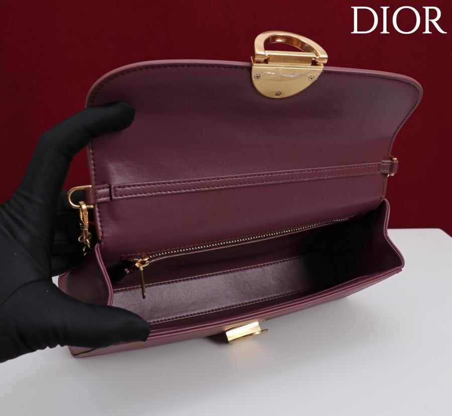 ديور Medaillon مقاس 26cm