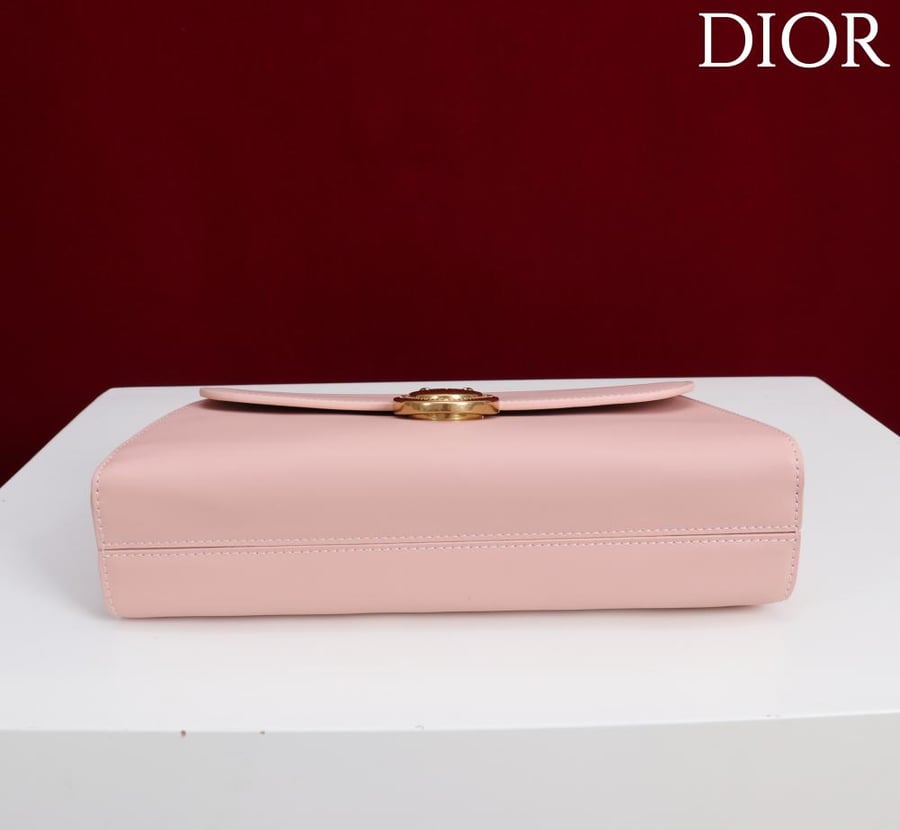 ديور Medaillon مقاس 26cm