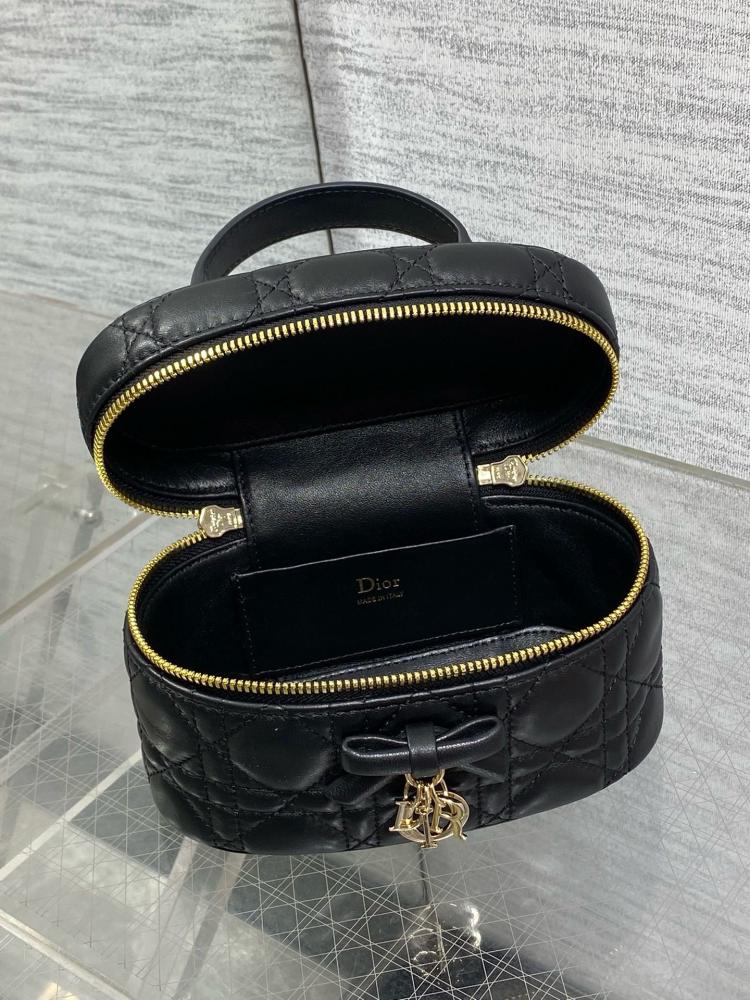 ديور Mini Vanity مقاس 17cm