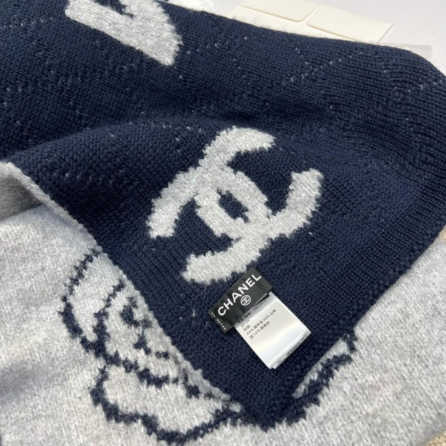 سكارف شانيل مقاس 185*30