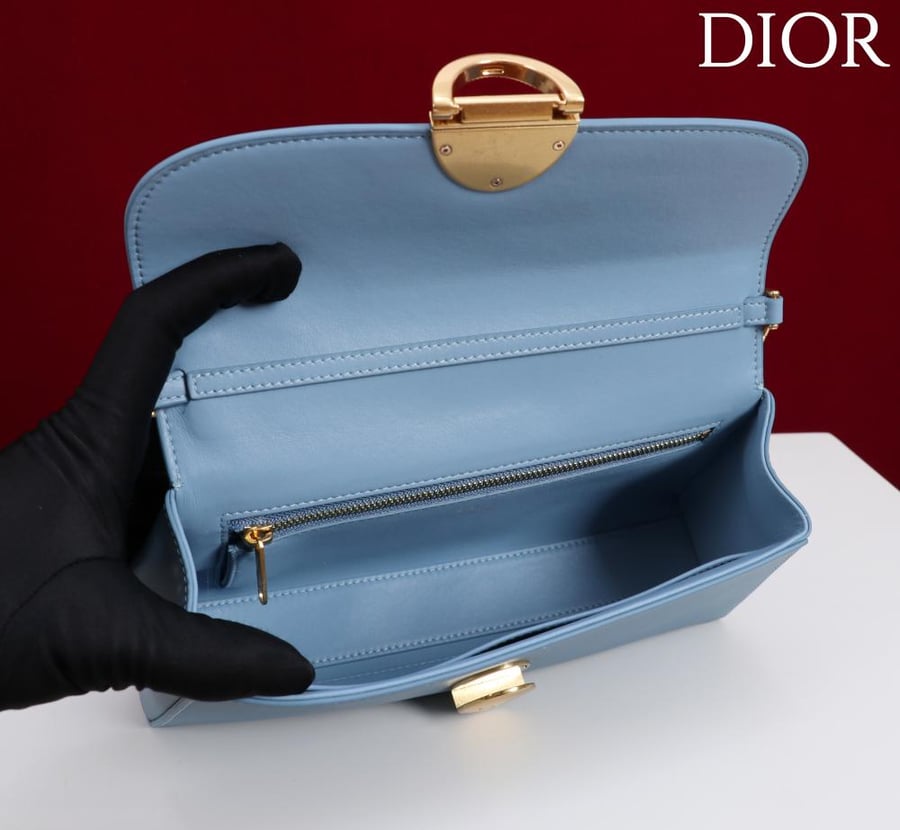 ديور Medaillon مقاس 26cm