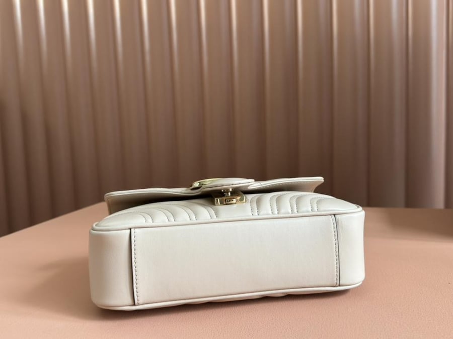 قوتشي GG marmont مقاس 22