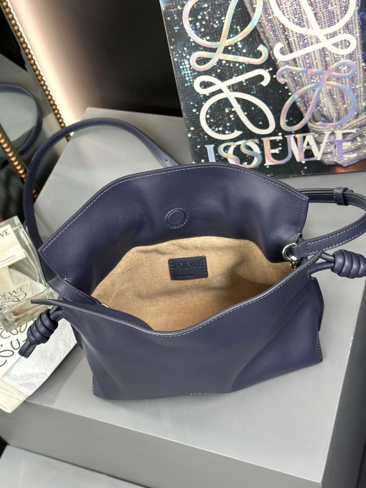 لويفي Flamenco clutch مقاس 22.5cm