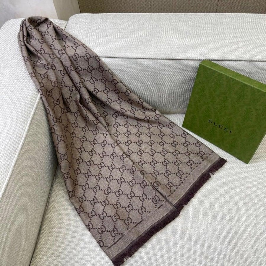 سكارف قوتشي 180*48