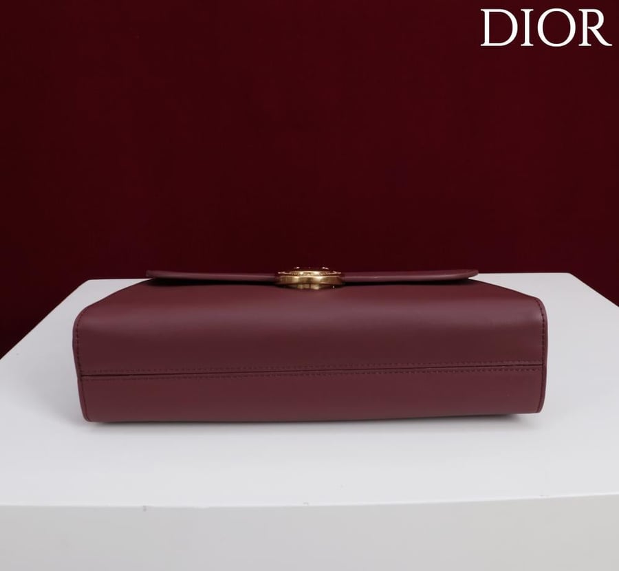 ديور Medaillon مقاس 26cm