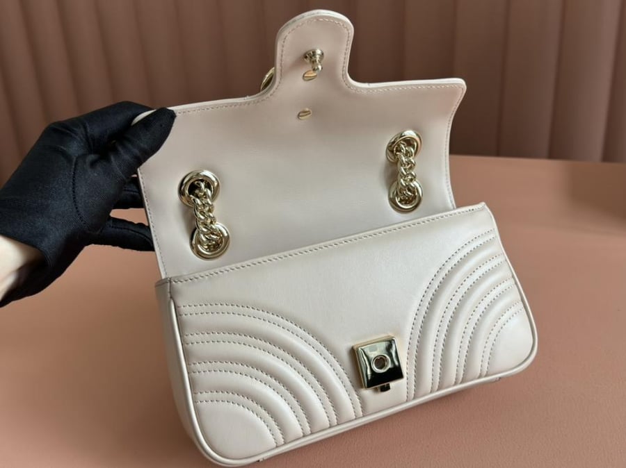 قوتشي GG marmont مقاس 22