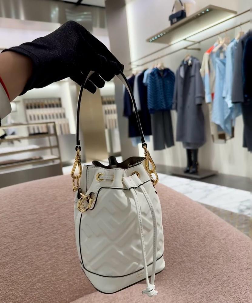 فندي MON TRESOR مقاس 18cm