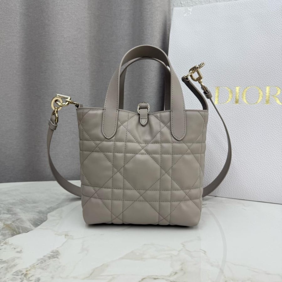 ديور Toujours مقاس 18,5cm