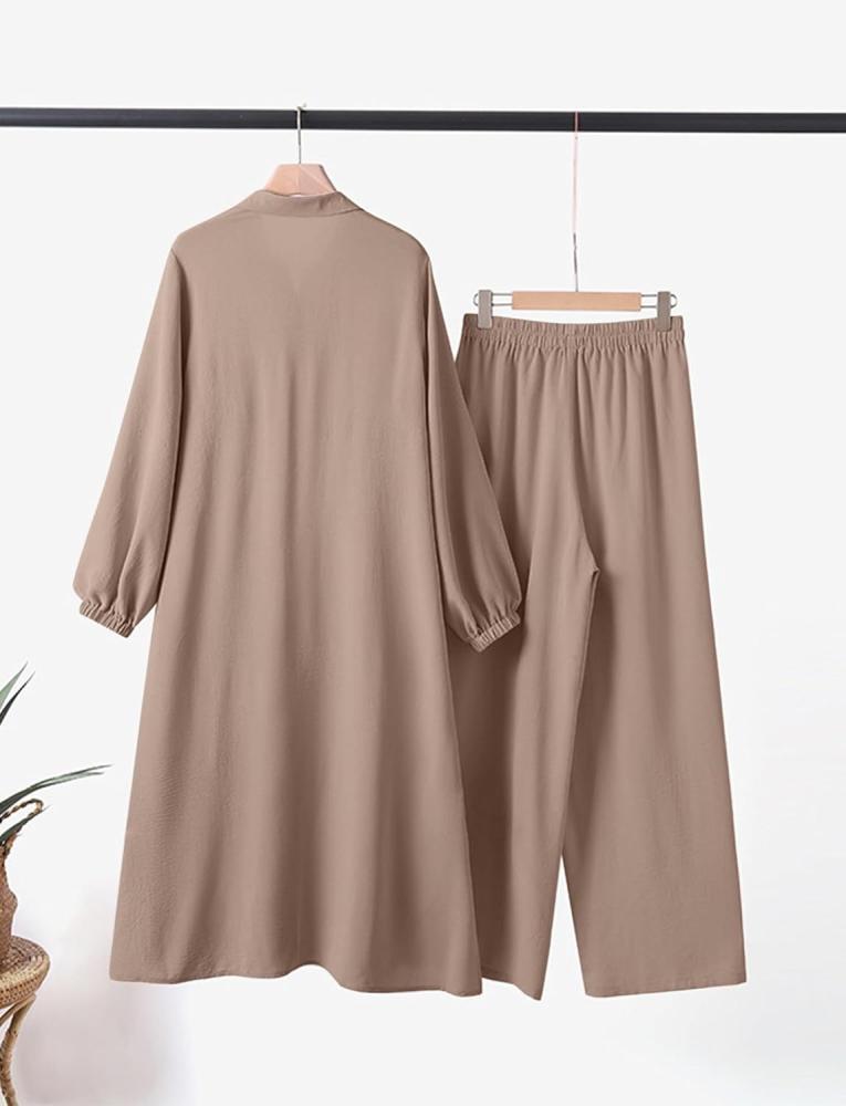 طقم ملابس إسلامية للنساء مكون من بلوزة بأكمام طويلة وأزرار أمامية وسروال بأرجل واسعة