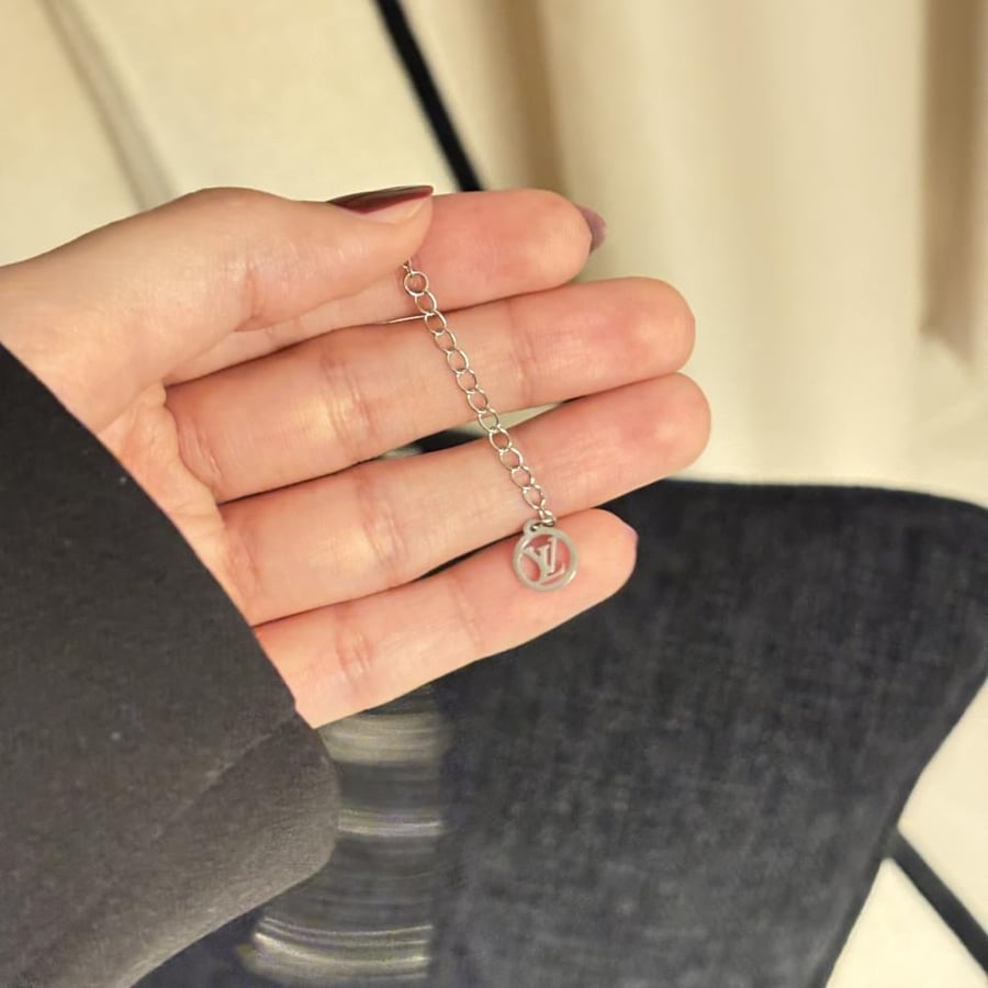 اسوارة لويس فيتون