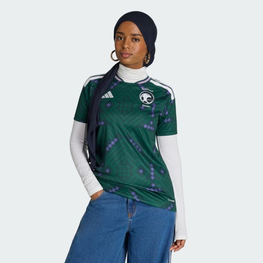 قميص المنتخب السعودي الأساسي الأصلي لعام 2026 نسائي -متجر نيوم
