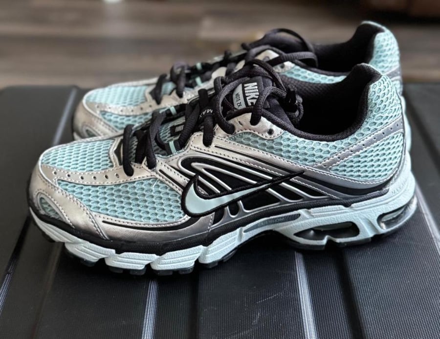 Wmns Air Max Moto 2K