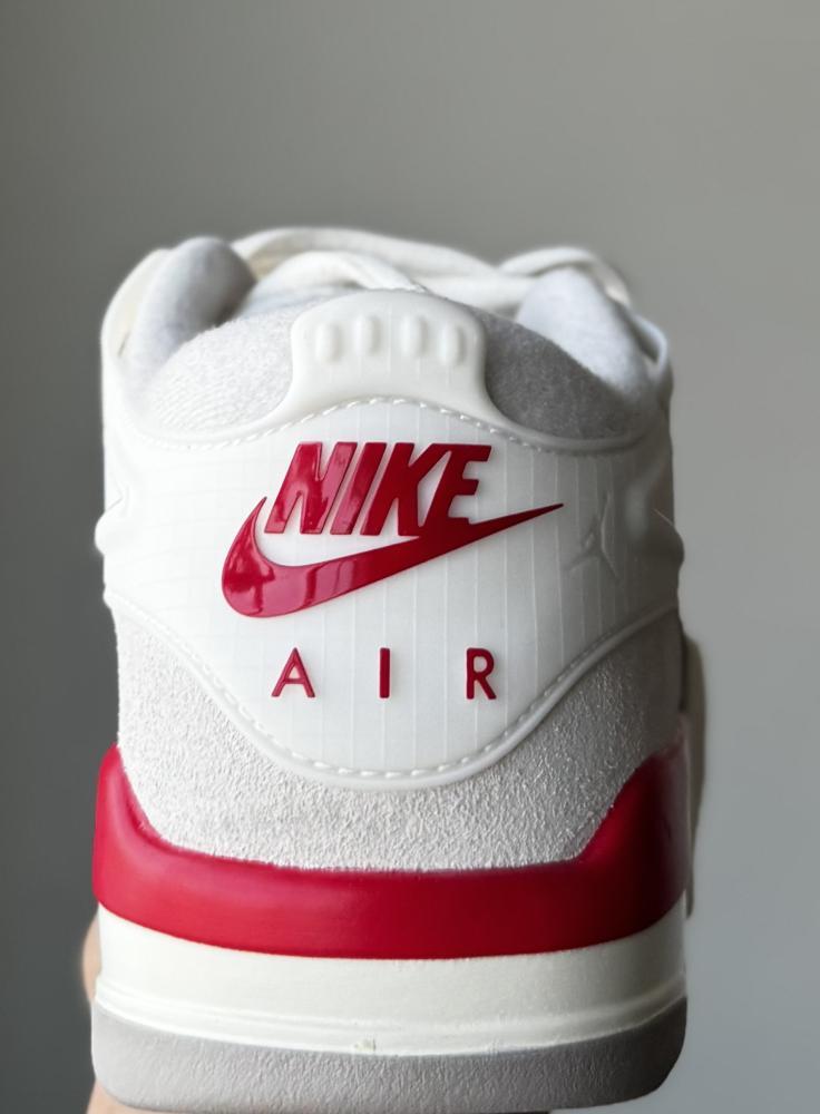 Jordan Air 4 RM