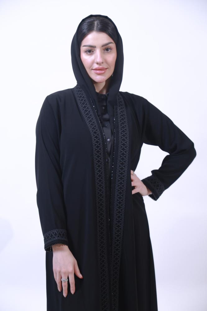عباية كلفة ياقة مع فصوص