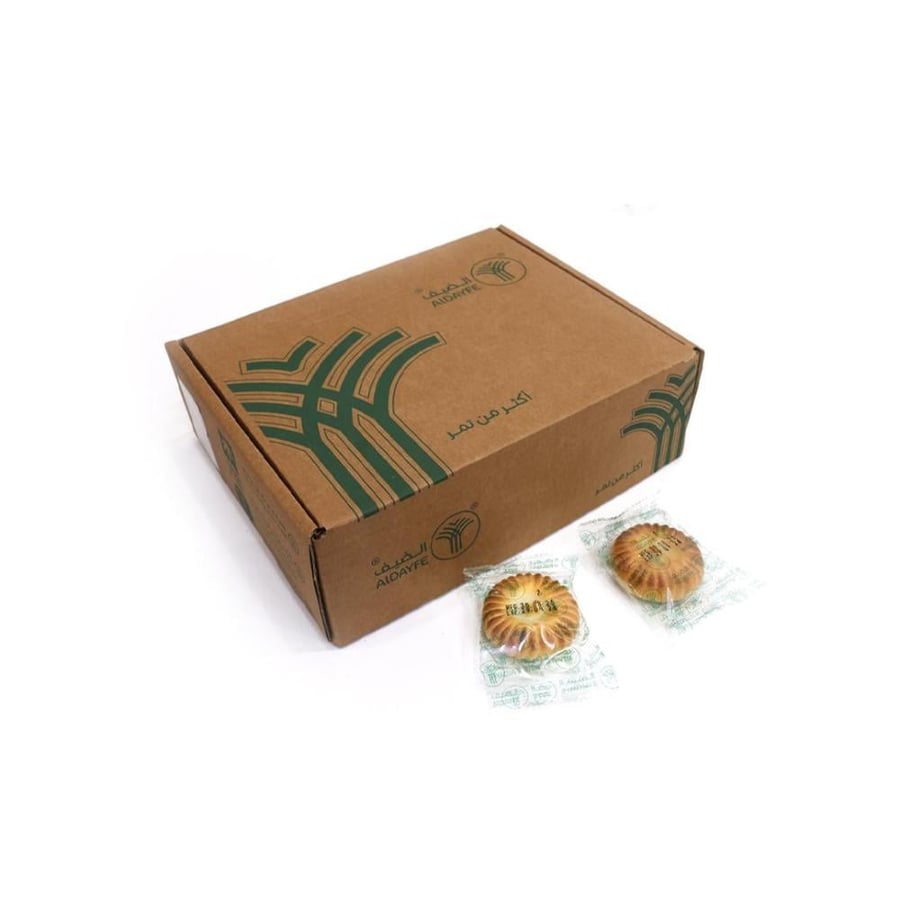 Carton of Brown Maamoul Aldayfe large pieces 1 kg