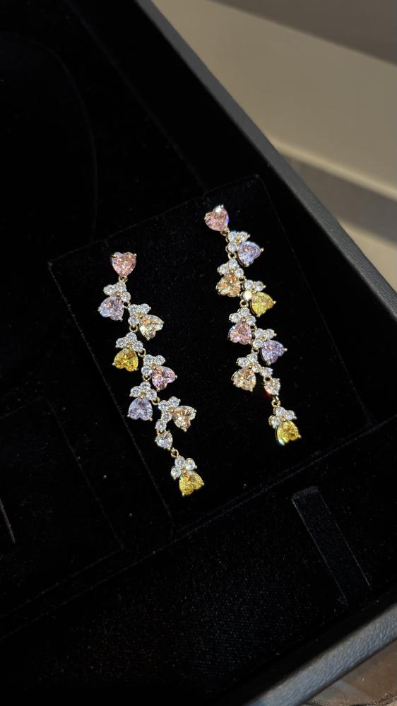 Earring 4