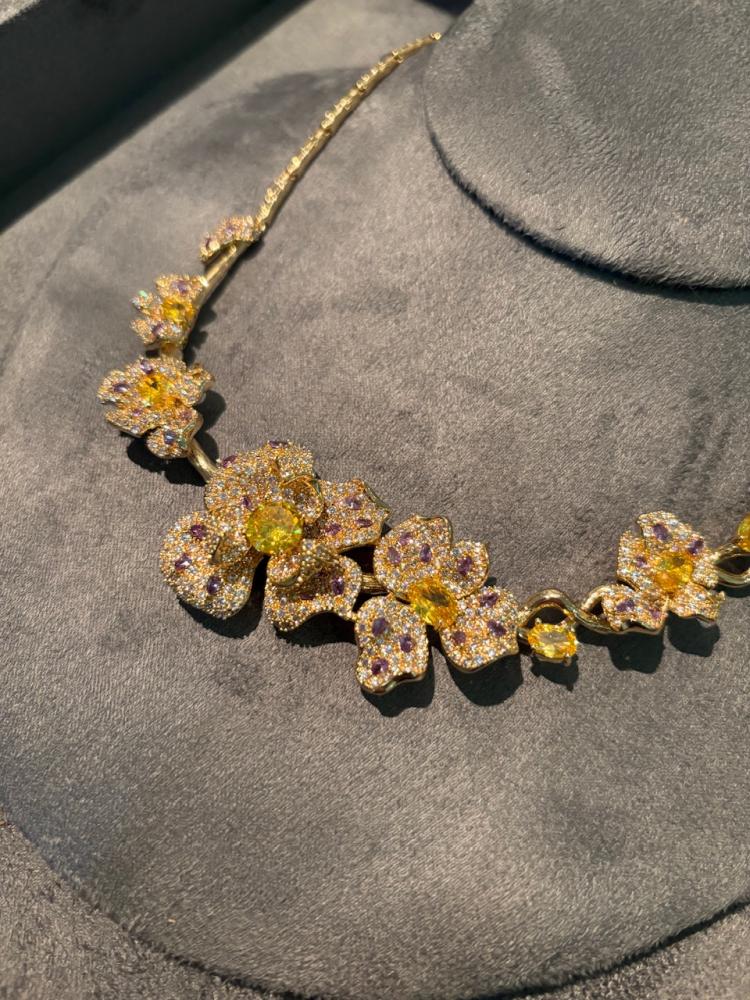 Golden flower