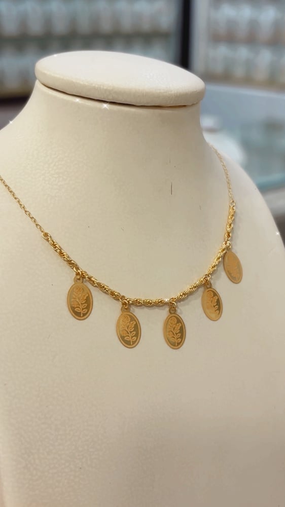 Pure 21-karat gold alloy choker