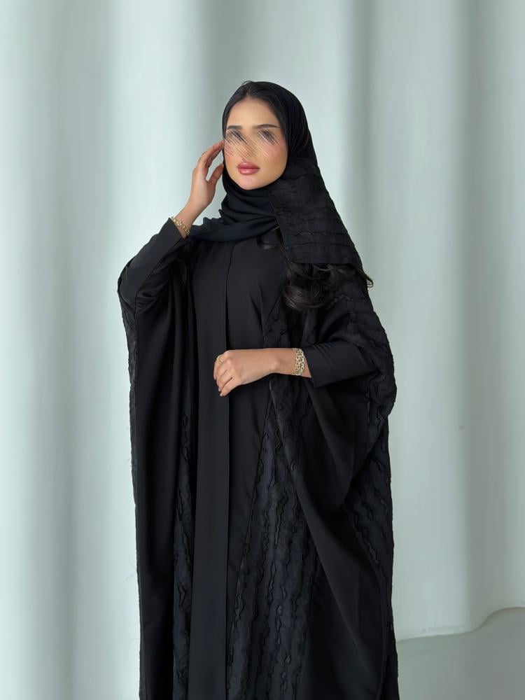 عباية بشت – قماش إنترنت مع جاكار مغسول مخرم