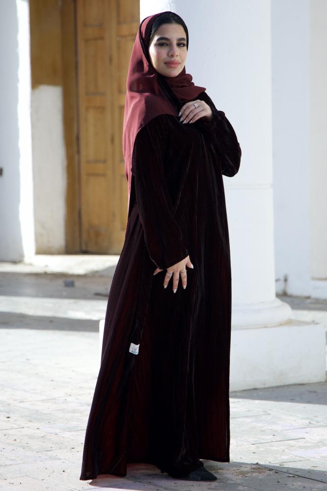 عباية عناب