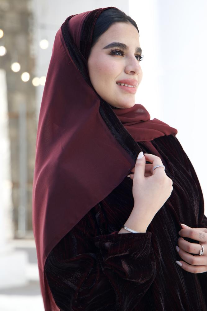 عباية عناب