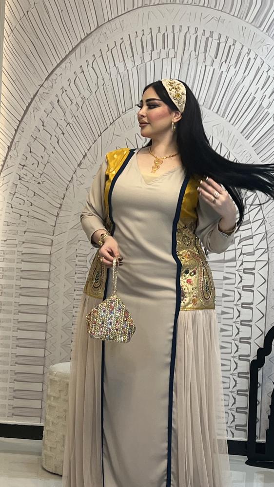 جلابيه كريب اندنوسي مع تطريز هندي مشغول