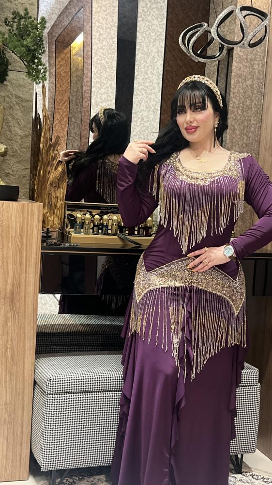 فستان استرنش كرستال مع شك فخم