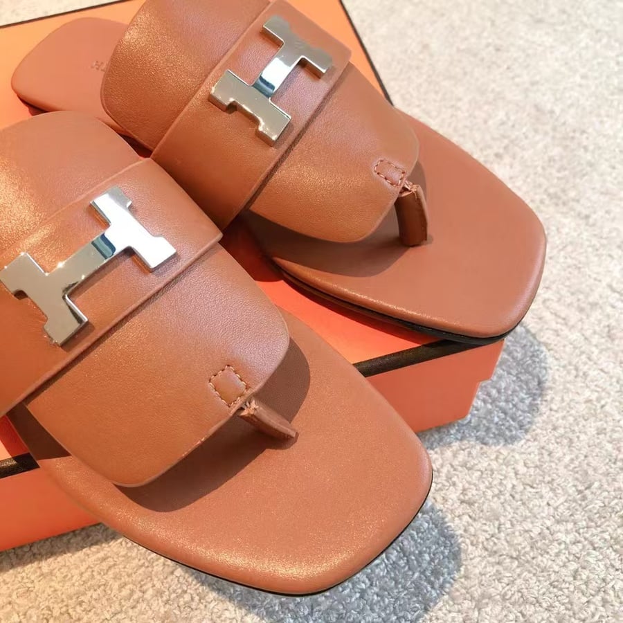 HERMES OASIS SANDALS