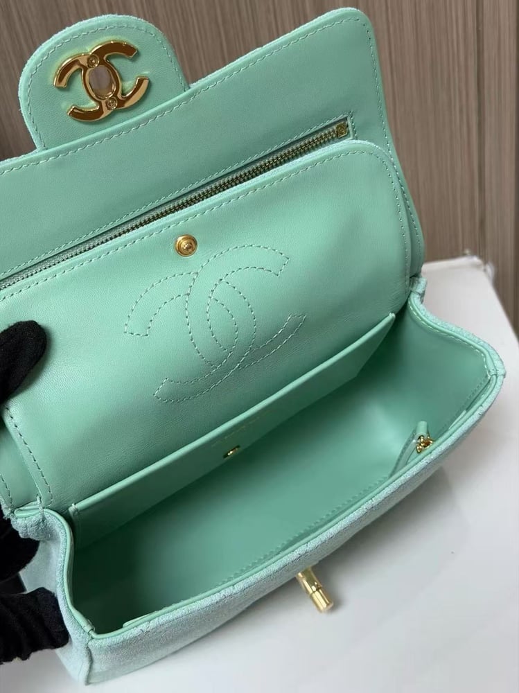 CHANEL 26B MINI size 20cm