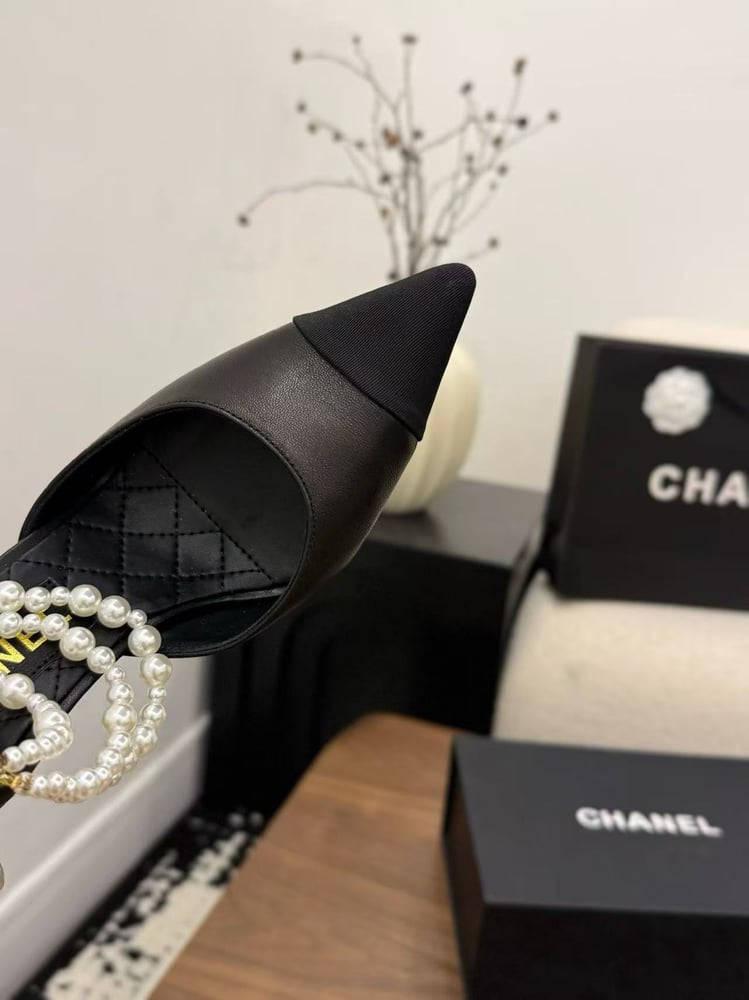 CHANEL ELEGANT HEELS