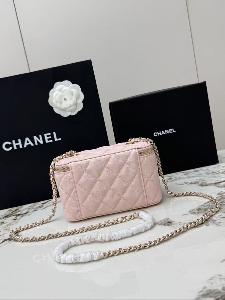 CHANEL 24K size 17cm