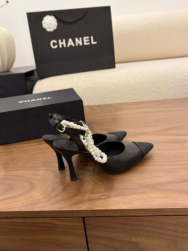 CHANEL ELEGANT HEELS