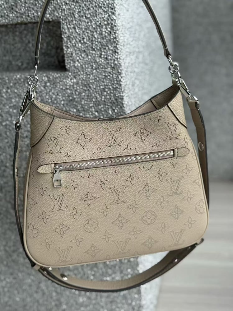 LOUIS VUITTON MONOGRAM size 25cm