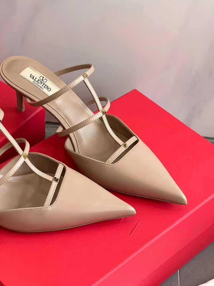VALENTINO ELEGANT HEELS
