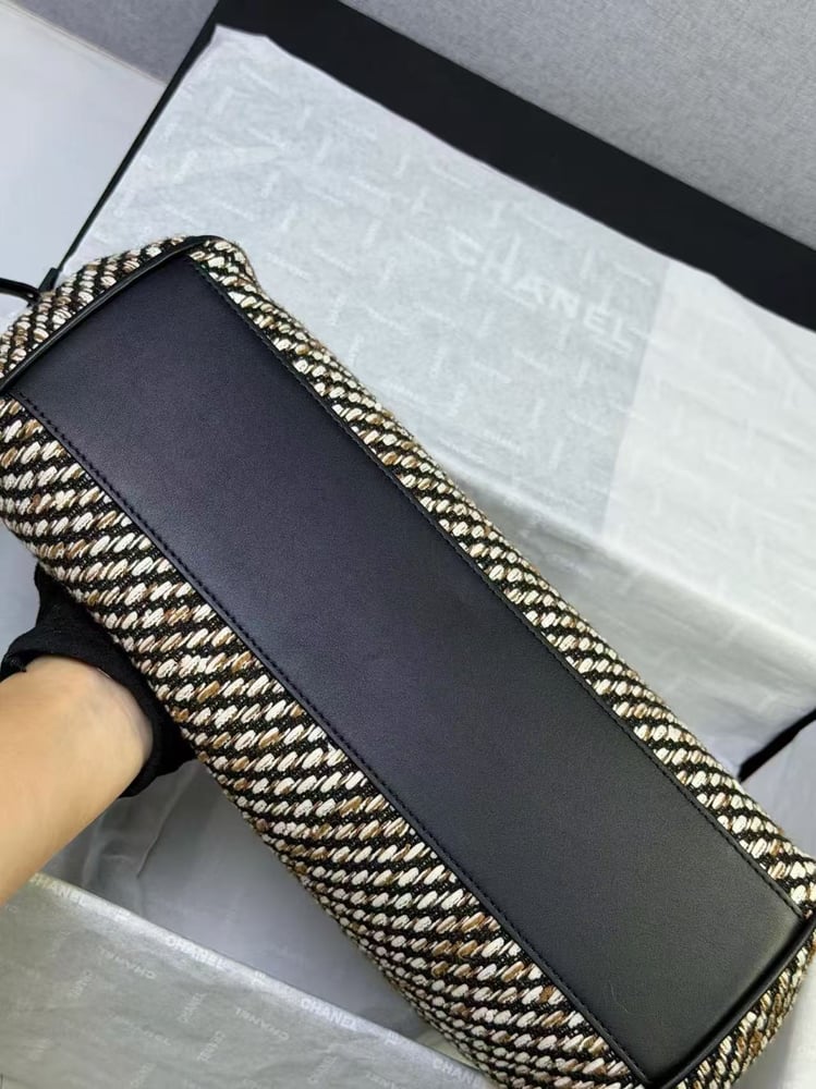 CHANEL 26ss size 30.5cm