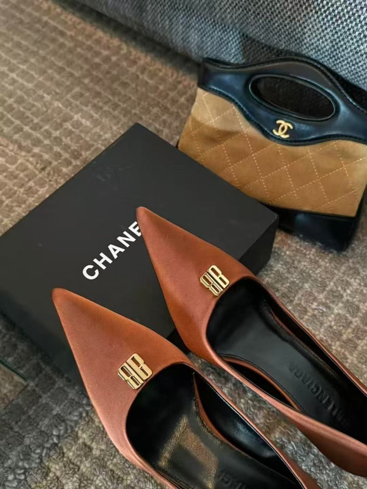 BALENCIAGA ELEGANT HEELS