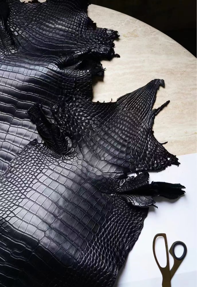 HERMES CROCODILE MINI KELLY size 19cm