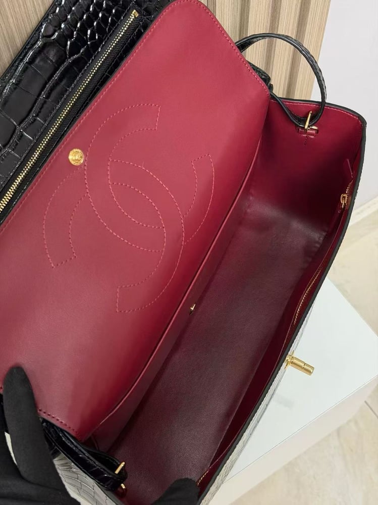 CHANEL 26A size 32cm