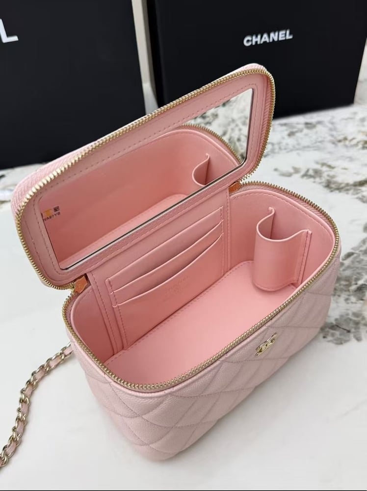 CHANEL 24K size 17cm