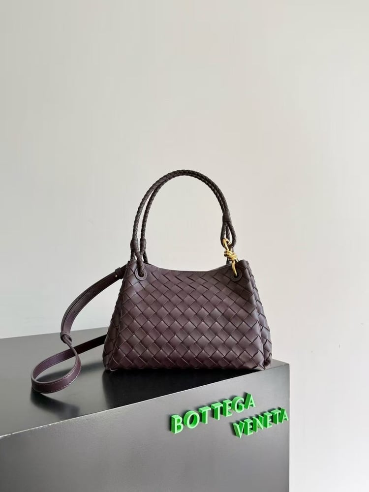 BOTTEGA VENETA Parachute size29.5cm