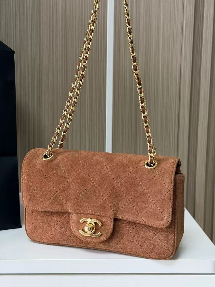 CHANEL 26B MINI size 20cm