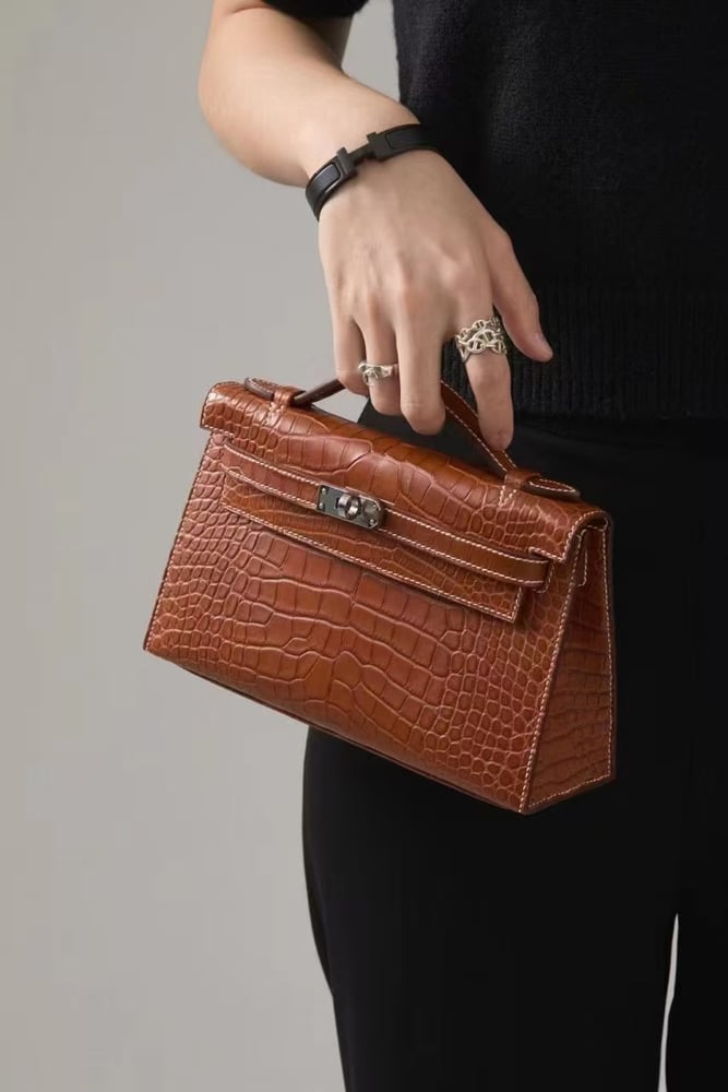 HERMES CROCODILE MINI KELLY size 19cm