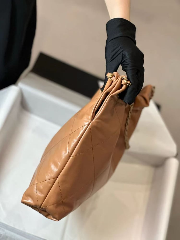 CHANEL 22HAND BAG size 35cm