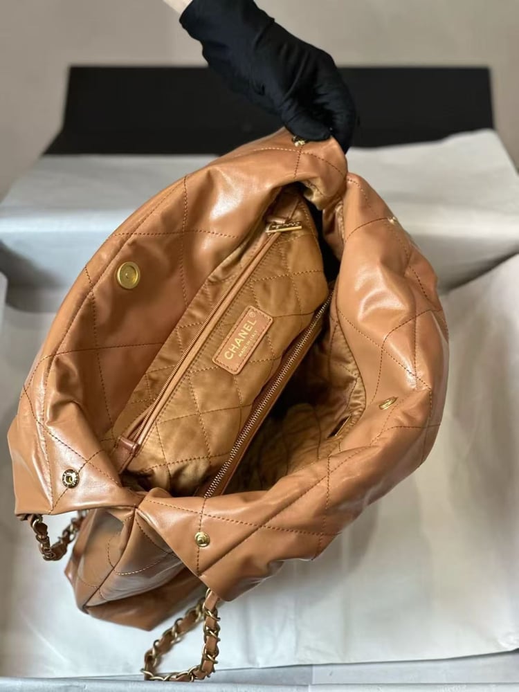 CHANEL 22HAND BAG size 35cm