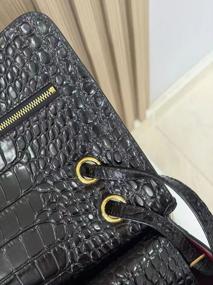 CHANEL 26A size 32cm