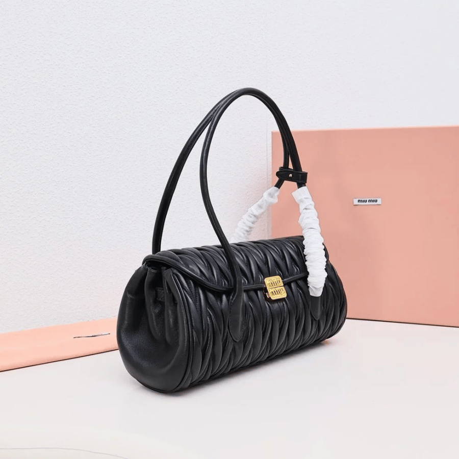Miu Miu size 24cm