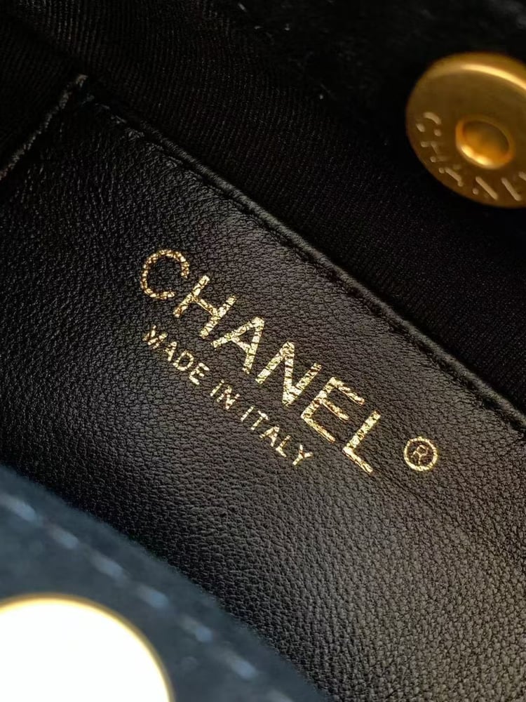 Chanel  26C size 18cm