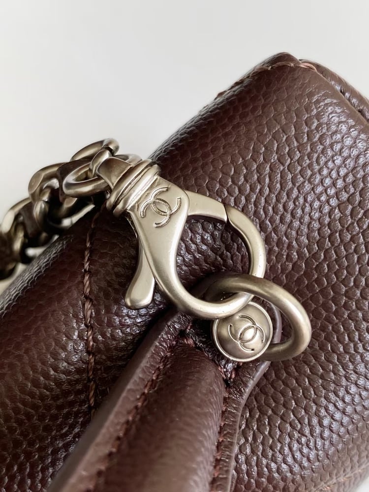 Chanel 25C  size19,5cm