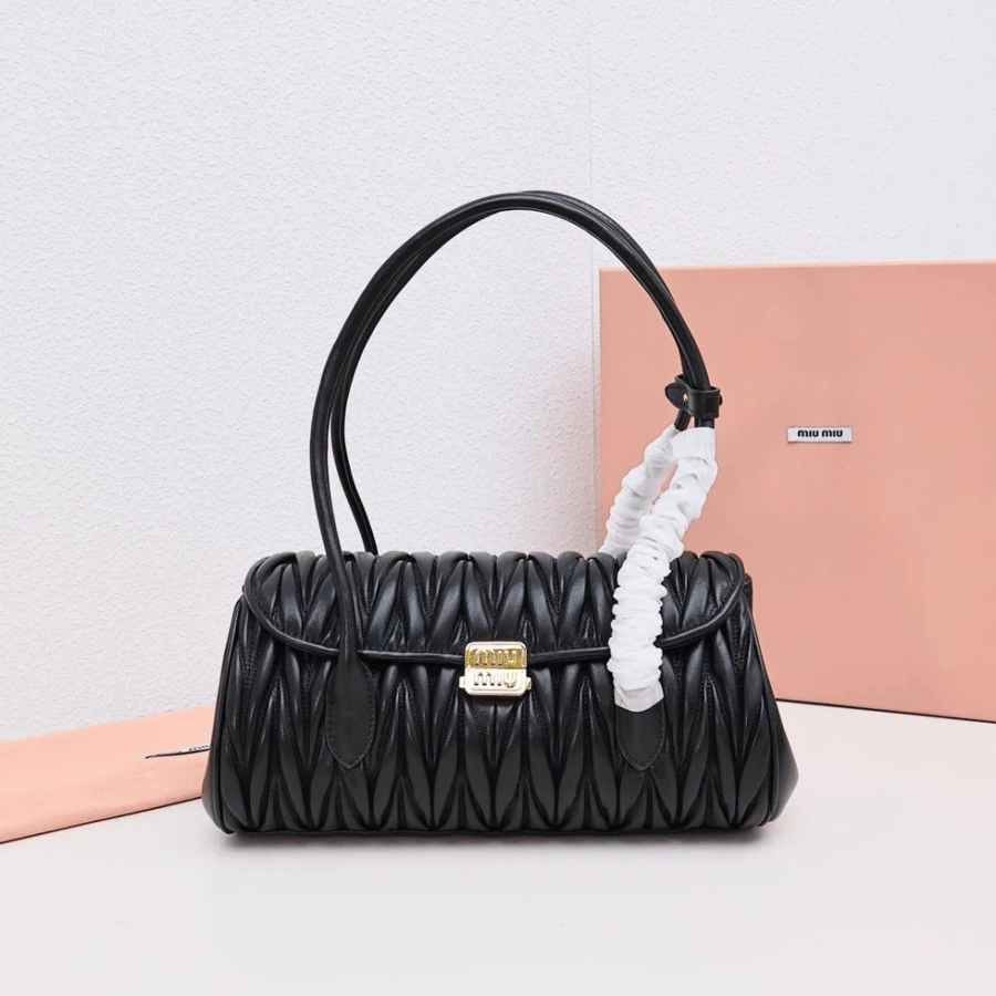 Miu Miu size 24cm