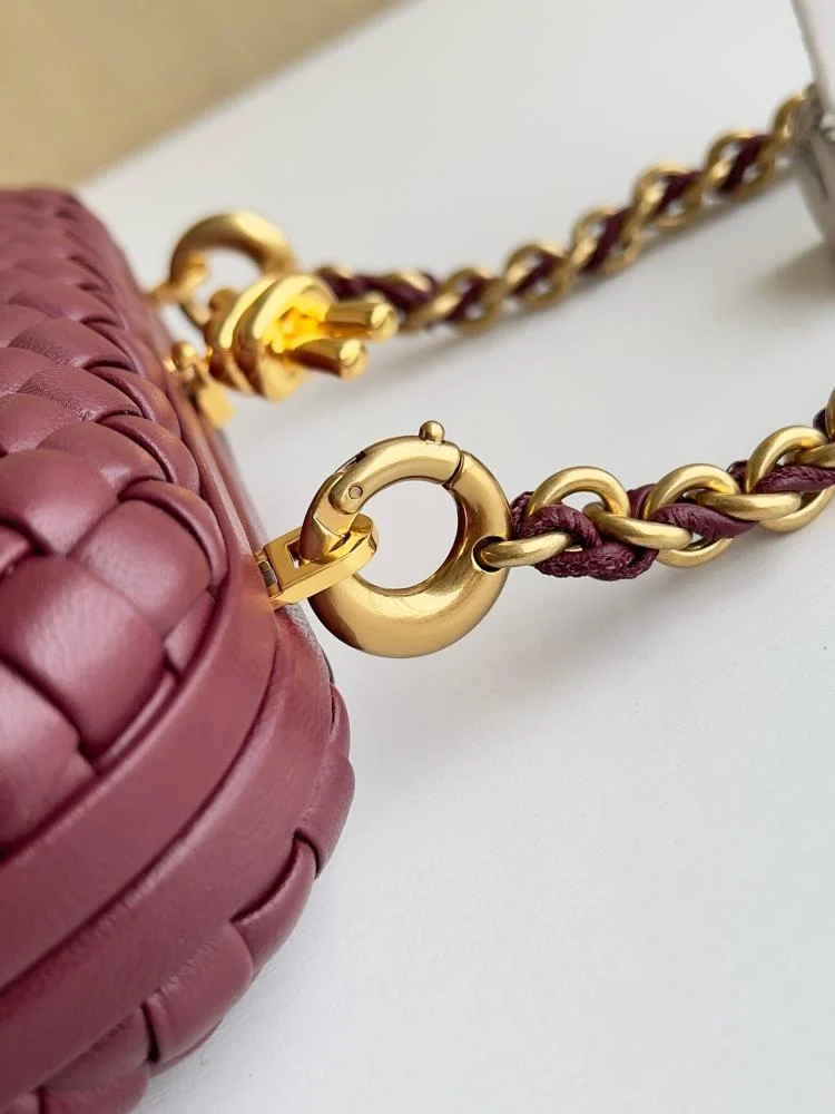 Bottega Veneta KNOT size 19cm